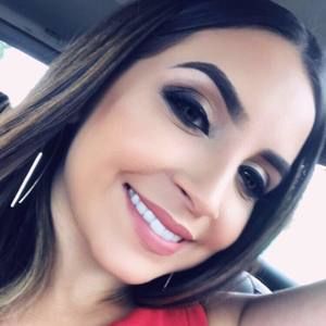 Meet your Posher, Adriana